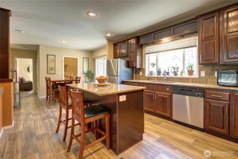 663 Woodland Loop NE Ocean Shores WA 98569