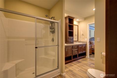 663 Woodland Loop NE Ocean Shores WA 98569