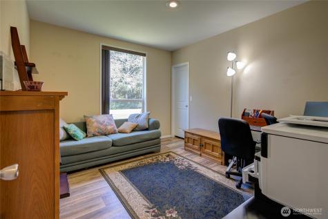 663 Woodland Loop NE Ocean Shores WA 98569