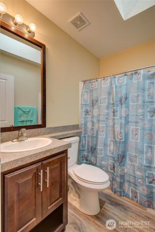 663 Woodland Loop NE Ocean Shores WA 98569