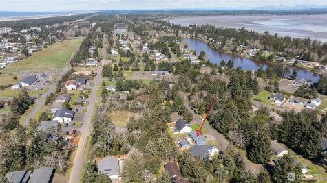663 Woodland Loop NE Ocean Shores WA 98569