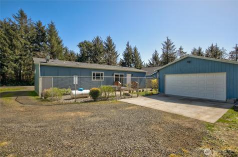 663 Woodland Loop NE Ocean Shores WA 98569