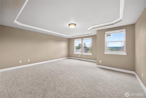 8119 172nd Avenue E Sumner WA 98390