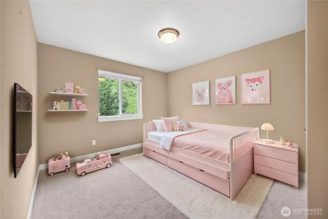 8119 172nd Avenue E Sumner WA 98390