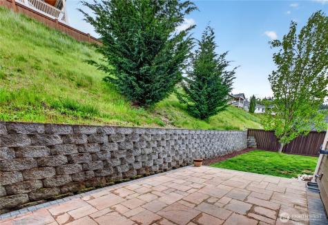 8119 172nd Avenue E Sumner WA 98390