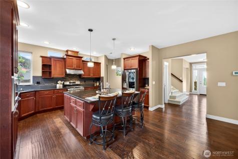 8119 172nd Avenue E Sumner WA 98390