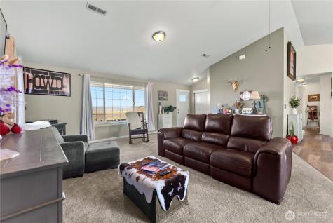 1486 N Star Road Malott WA 98829