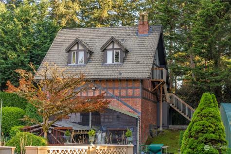 4 Thornewood Lane SW Lakewood WA 98498