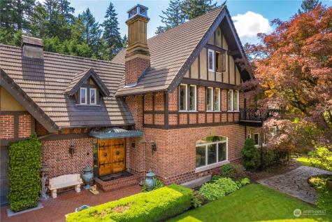 4 Thornewood Lane SW Lakewood WA 98498