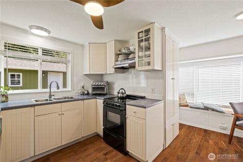 9500 315th Avenue SE Issaquah WA 98027