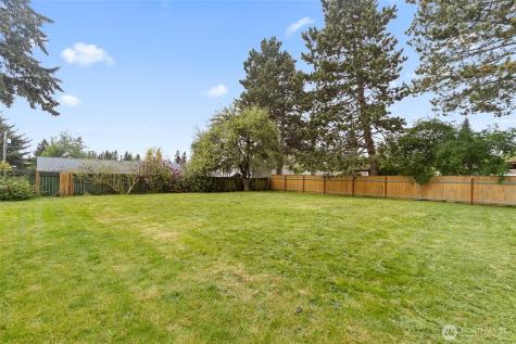 30657 1st Place SW Federal Way WA 98023