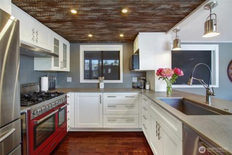 2401 N Northlake Way Seattle WA 98103