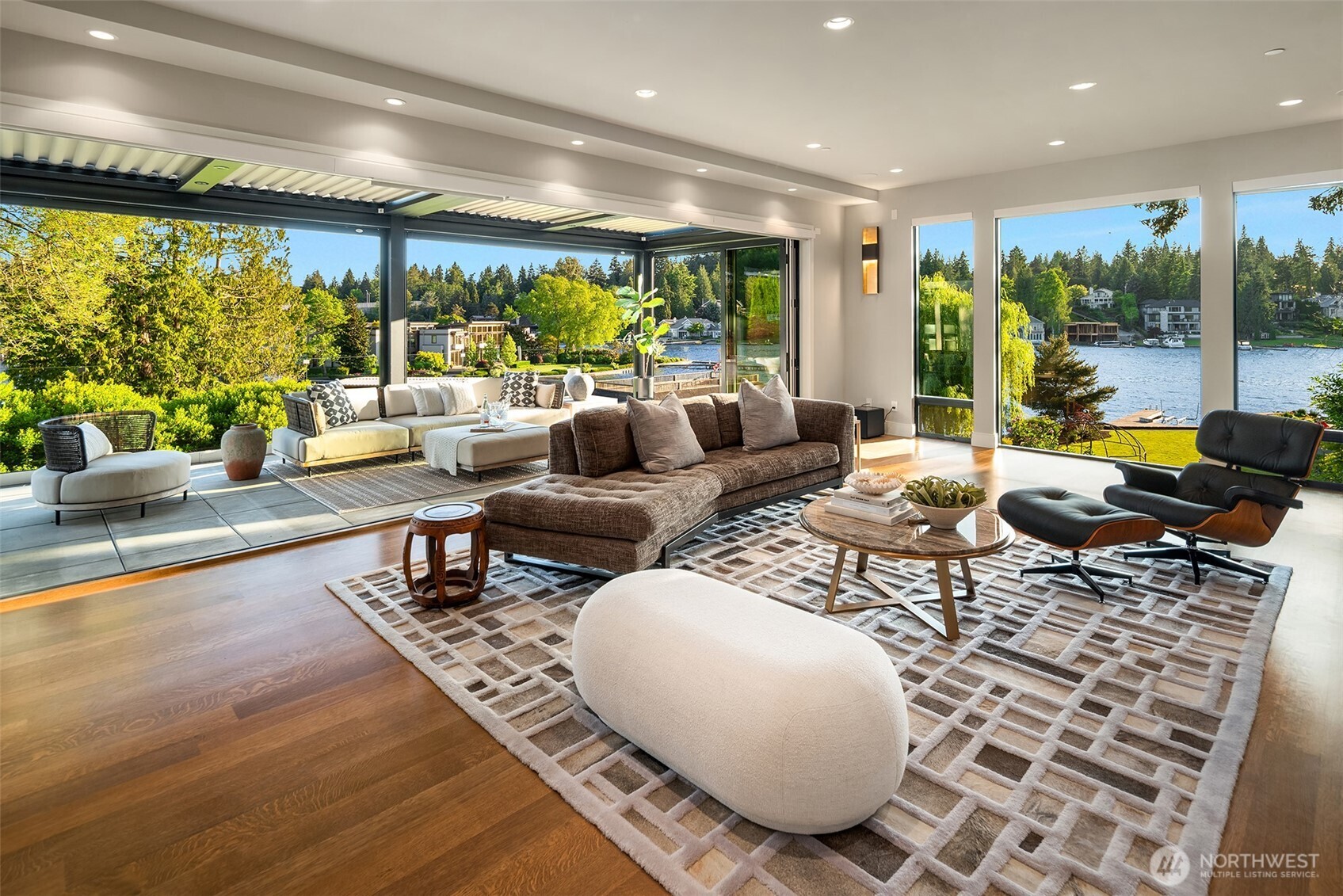 3253 Hunts Point Road Bellevue WA 98004
