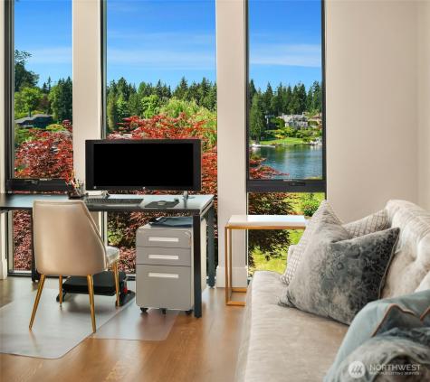 3253 Hunts Point Road Bellevue WA 98004