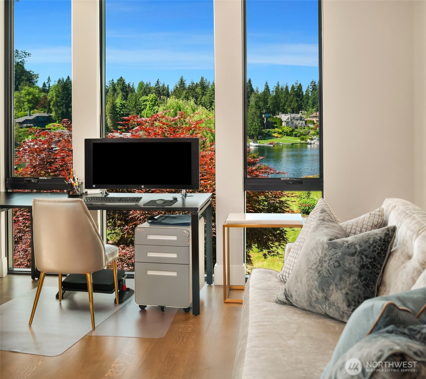 3253 Hunts Point Road Bellevue WA 98004