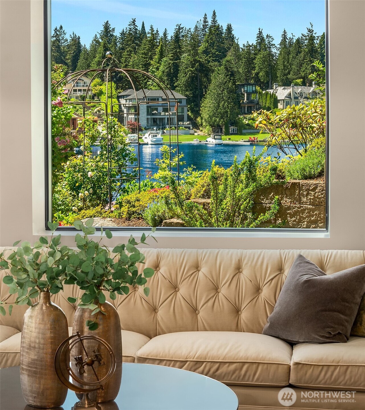 3253 Hunts Point Road Bellevue WA 98004