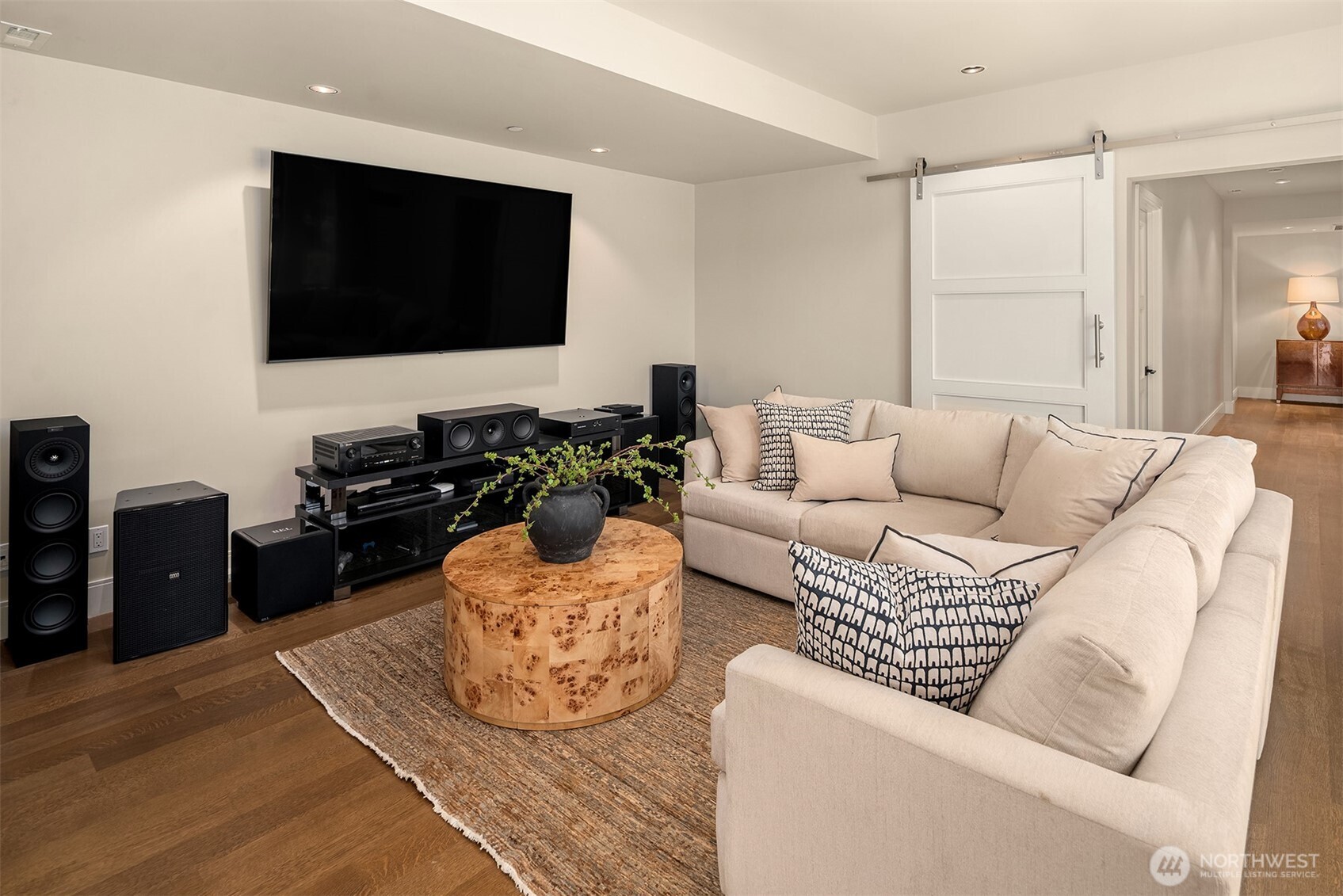 3253 Hunts Point Road Bellevue WA 98004