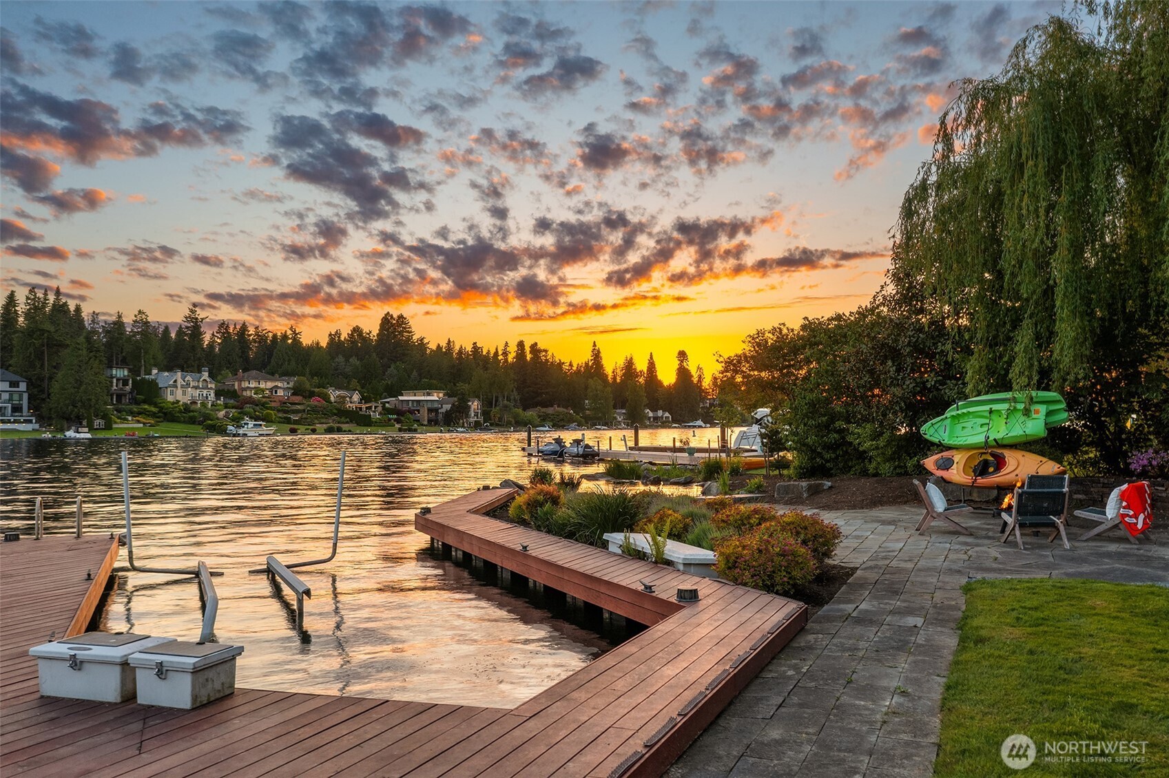 3253 Hunts Point Road Bellevue WA 98004