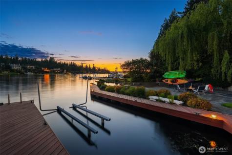 3253 Hunts Point Road Bellevue WA 98004
