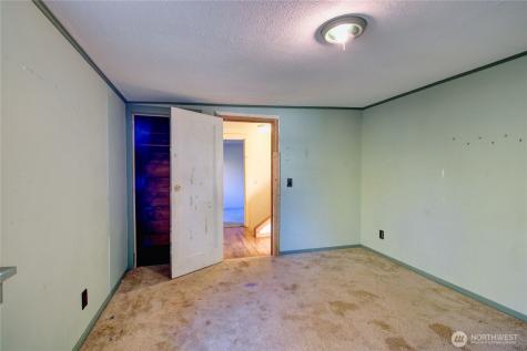1040 W Shady Lane Oak Harbor WA 98277