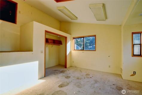 1040 W Shady Lane Oak Harbor WA 98277