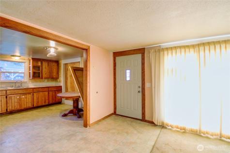 1040 W Shady Lane Oak Harbor WA 98277