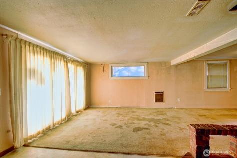 1040 W Shady Lane Oak Harbor WA 98277