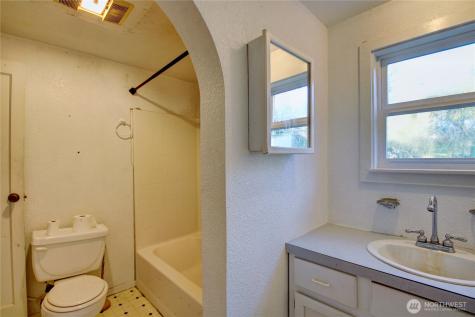 1040 W Shady Lane Oak Harbor WA 98277
