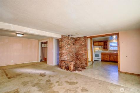 1040 W Shady Lane Oak Harbor WA 98277