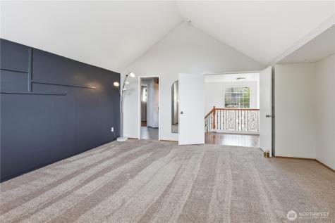 21049 103rd Ave SE Kent WA 98031