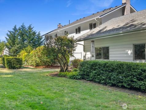 230 Rocky Mountain High Road Camano Island WA 98282