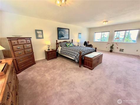 230 Rocky Mountain High Road Camano Island WA 98282