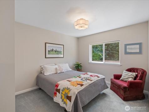 230 Rocky Mountain High Road Camano Island WA 98282