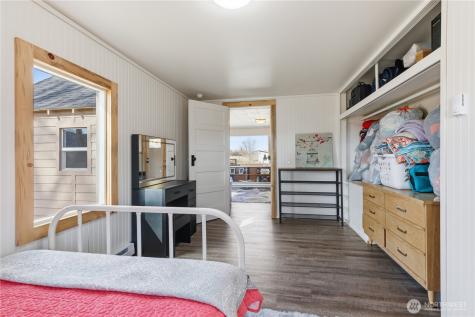 22 Kermel Road Omak WA 98841