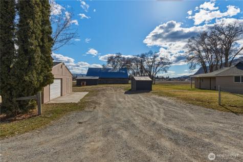 22 Kermel Road Omak WA 98841