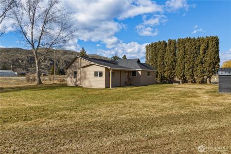 22 Kermel Road Omak WA 98841