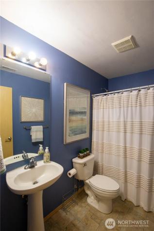 33219 41st Place S Federal Way WA 98001