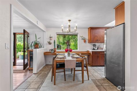1109 Clinton Place Everett WA 98201