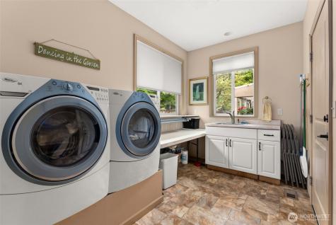 6211 Shady Lane SE Lacey WA 98503