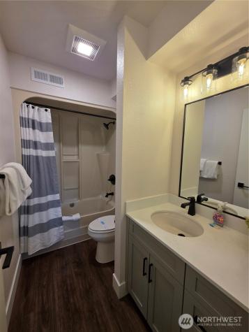 1 Lodge 606-q Manson WA 98831
