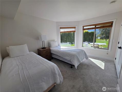 1 Lodge 606-q Manson WA 98831