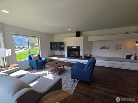 1 Lodge 606-q Manson WA 98831