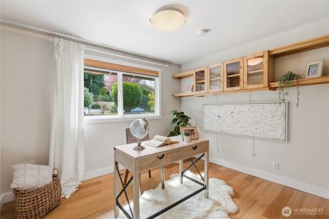 6006 105th Avenue NE Kirkland WA 98033