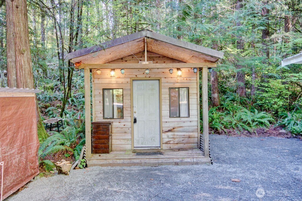 106 Gold Rush Road Deming WA 98244