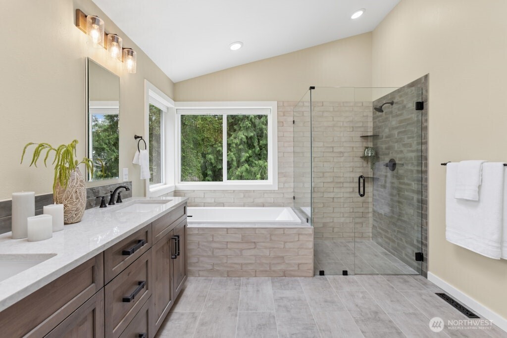 33045 NE 43rd Place Carnation WA 98014