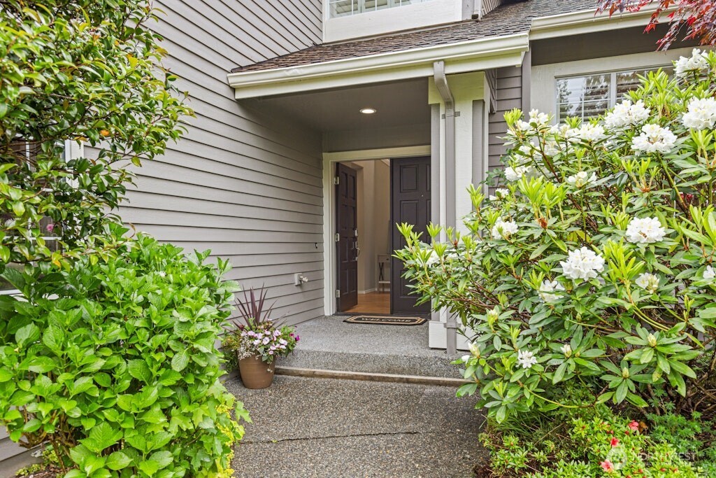 33045 NE 43rd Place Carnation WA 98014