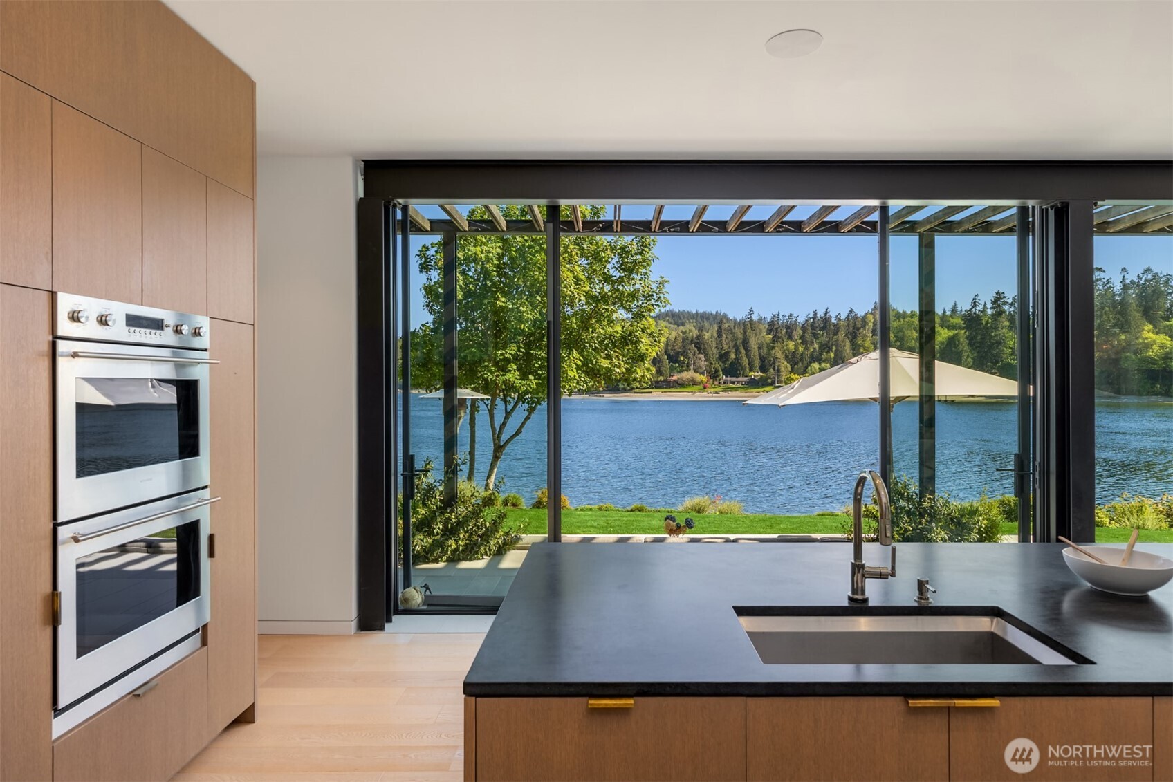 10555 NE Seaborn Road Bainbridge Island WA 98110
