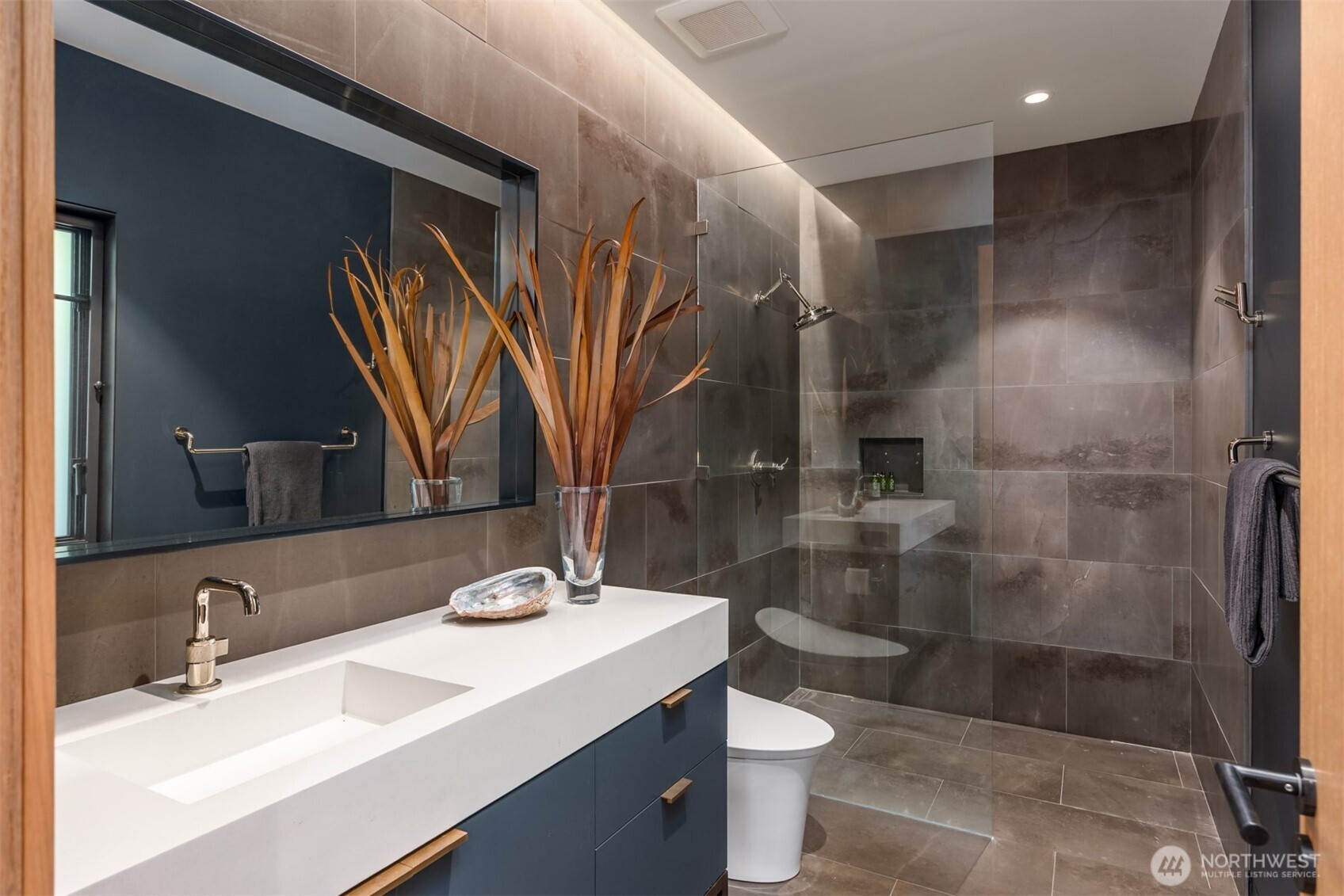 10555 NE Seaborn Road Bainbridge Island WA 98110
