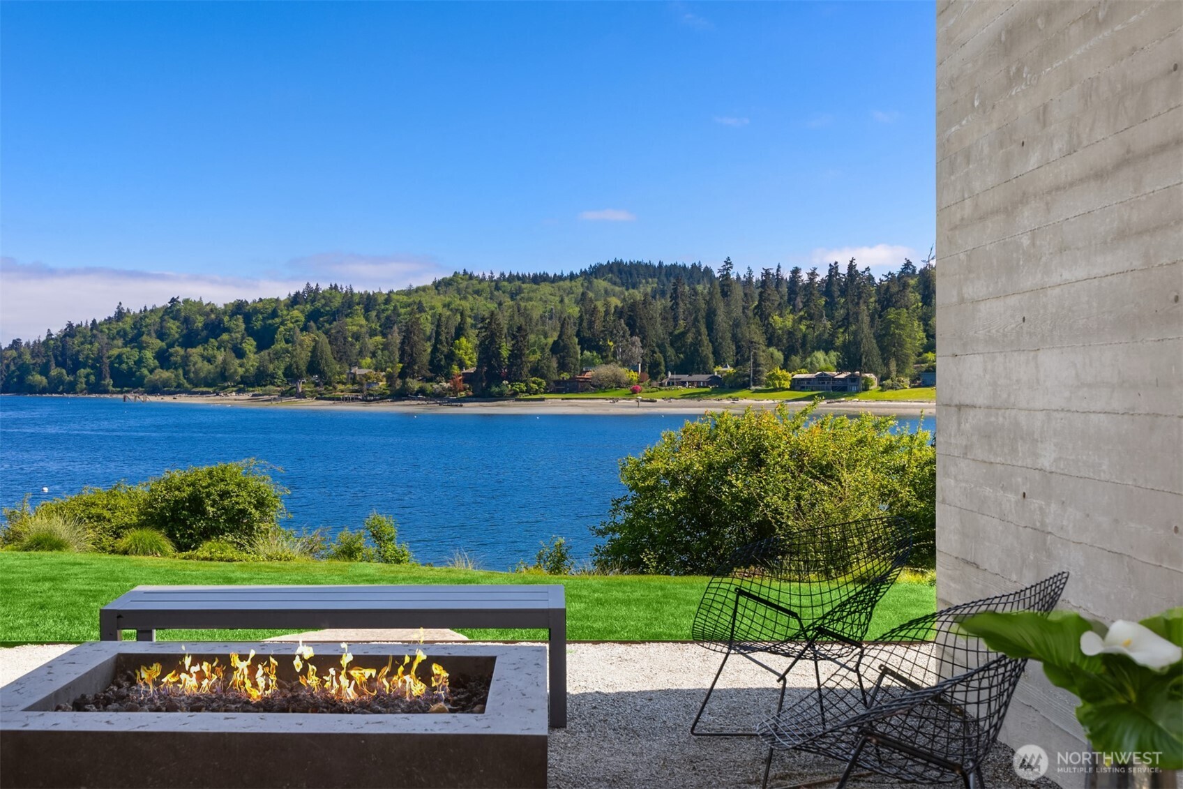 10555 NE Seaborn Road Bainbridge Island WA 98110