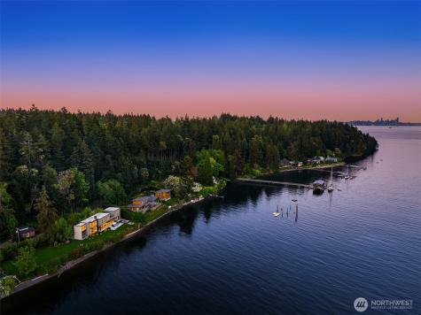10555 NE Seaborn Road Bainbridge Island WA 98110